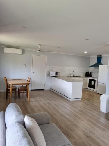 Markwell Villa's Kingaroy — 4-Star Luxury Hotel in Kingaroy, Australia