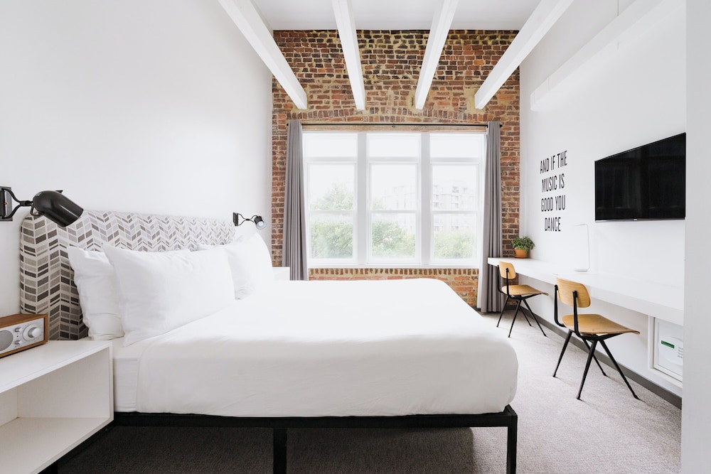 Hotel Hive - photo 70