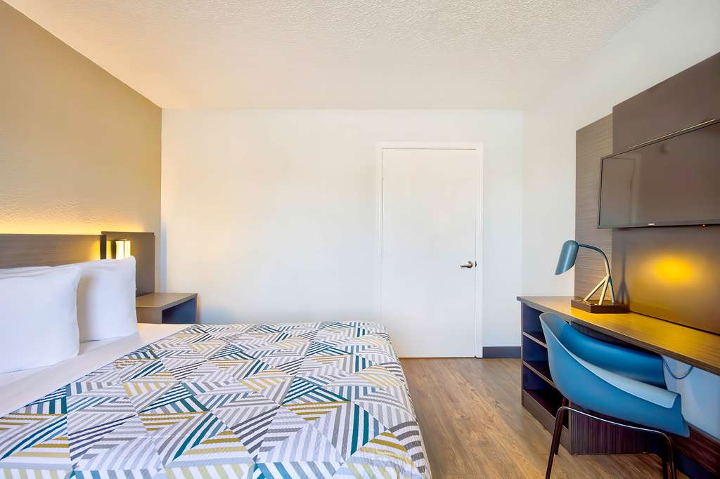 Motel 6 Vallejo CA Six Flags West - photo 16