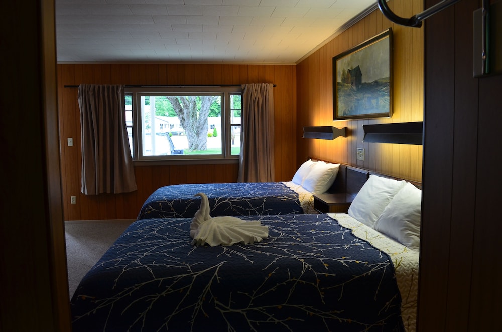 Mount Coolidge Motel - photo 6