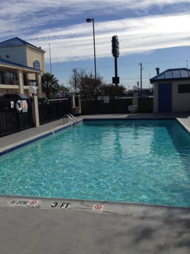 Mesquite Inn & Suites - photo 17