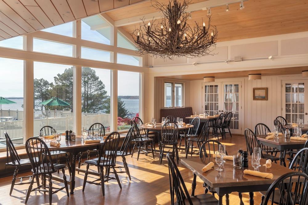 Spruce Point Inn - photo 45