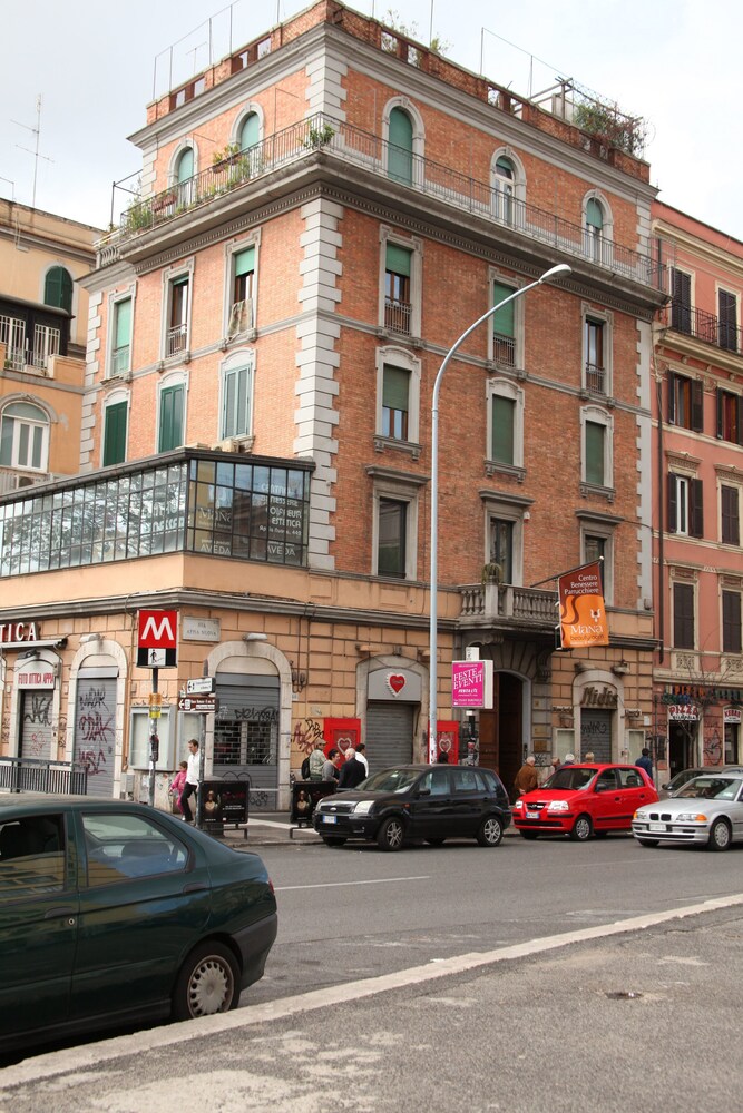 Hotel Appia 442 - last minute hotel in Rome