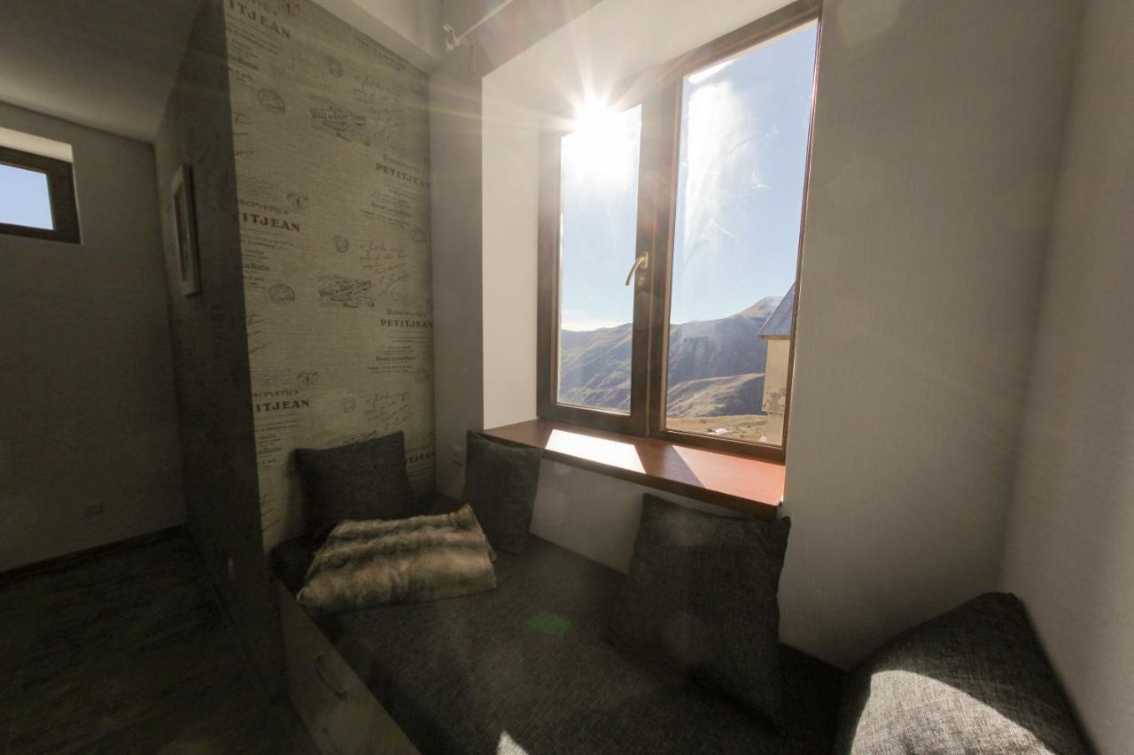Mountain Cricket Chalets and Apartments Gudauri