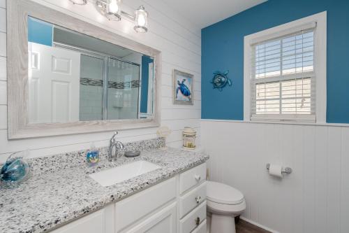 Sherrys Paradise by Oak Island Accommodations - photo 28