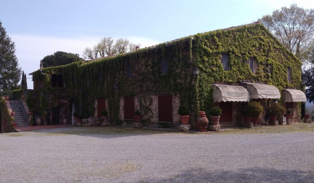 La Fattoria Di Nonna Raffaella in Chiusi, Italy