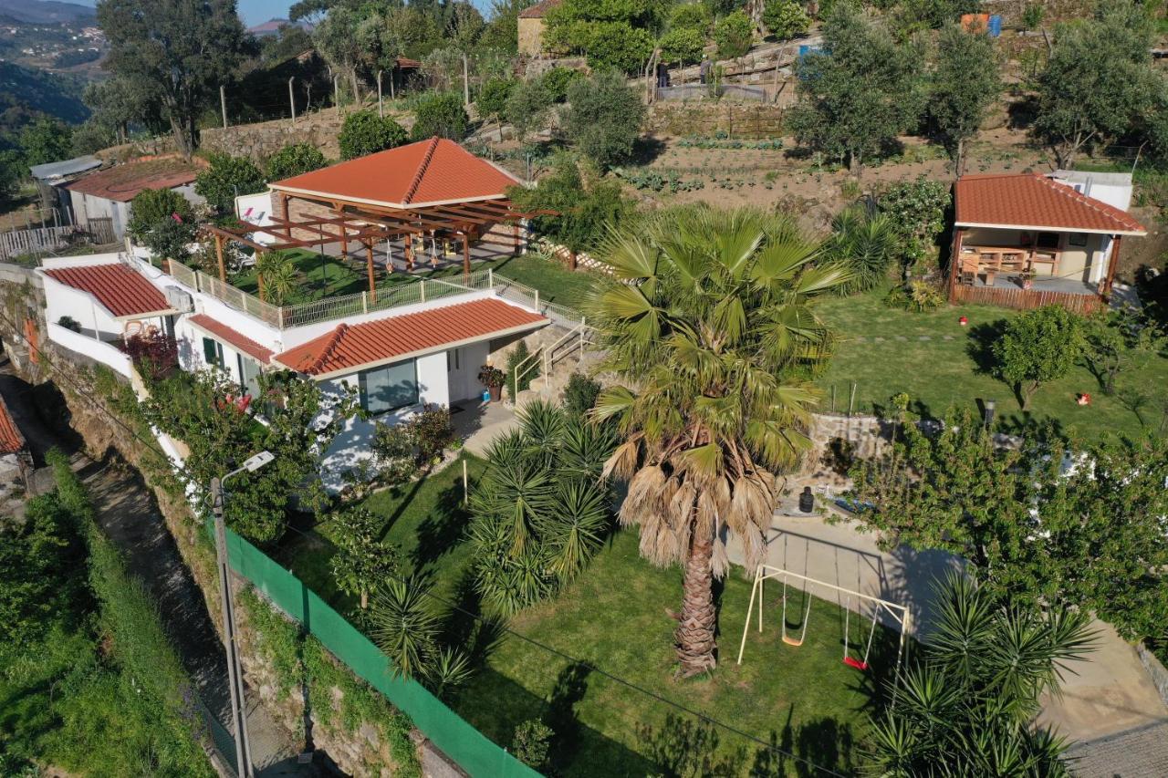 Casa de Férias Quintinha de Mirão — 4-Star Luxury Hotel in Resende, Portugal