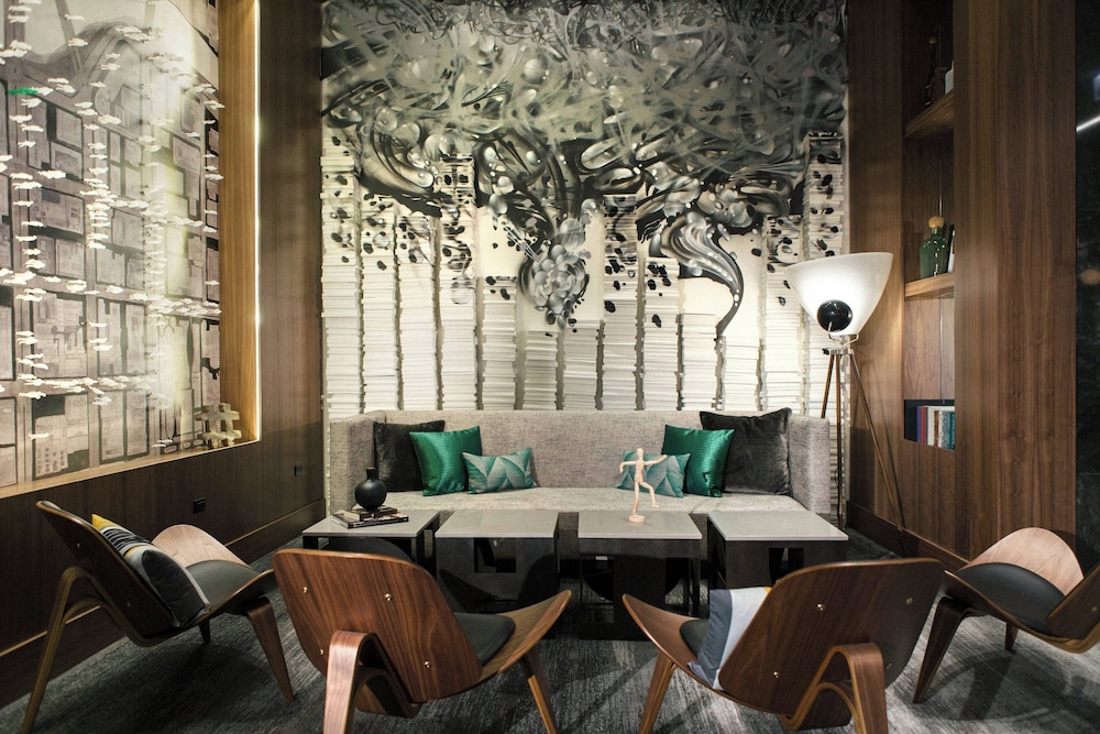 Renaissance Chicago Downtown Hotel - photo 79