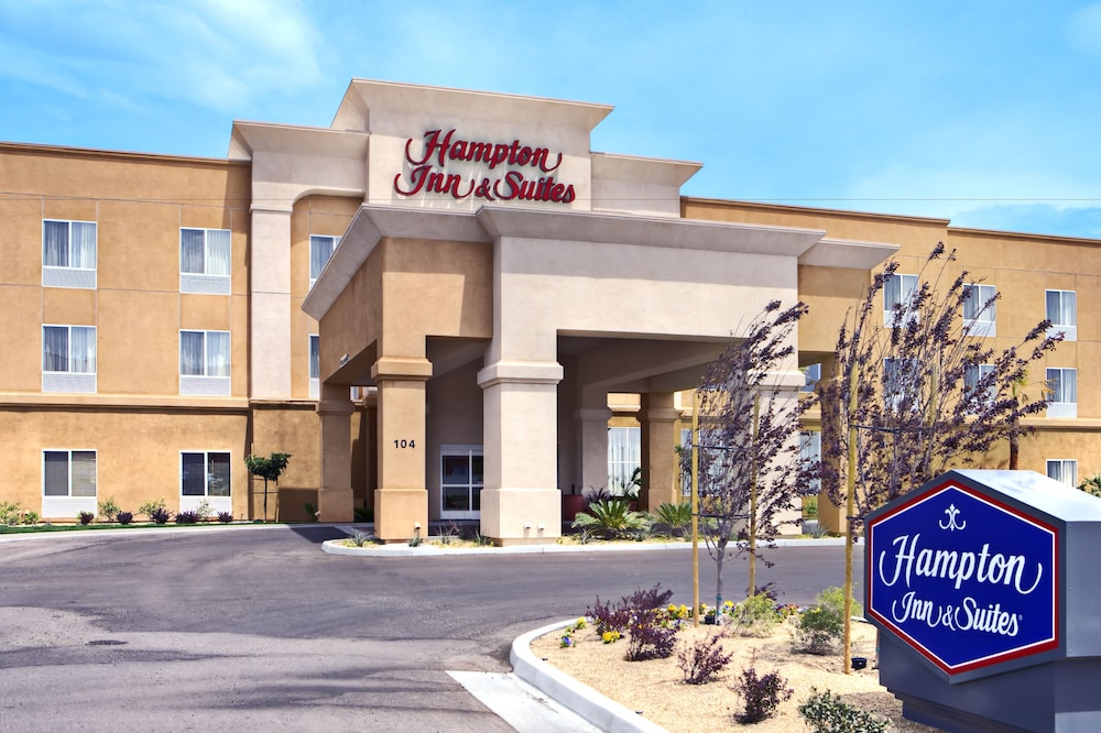 Hampton Inn & Suites Ridgecrest - photo 48