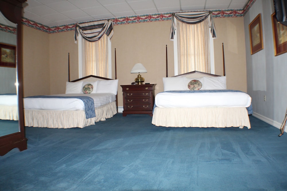 Waynebrook Inn Est 1865 - photo 22