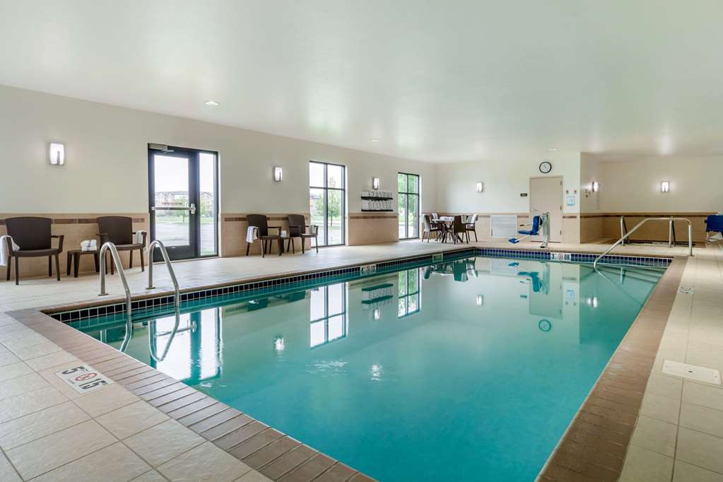 Sleep Inn & Suites Grand Forks Near Alerus Center - photo 31