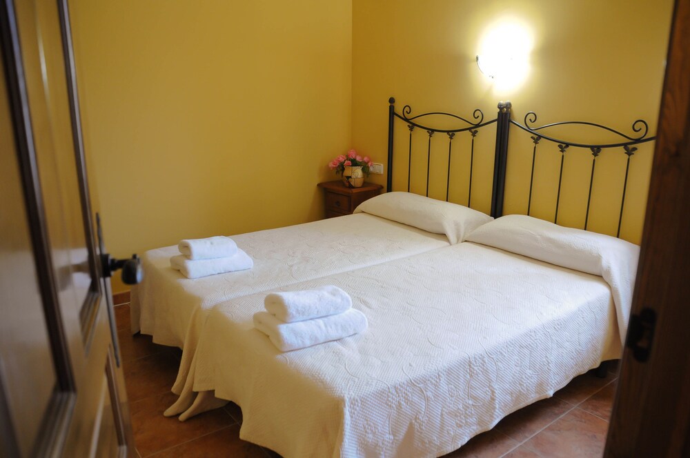 Hotel El Borboton — Huete