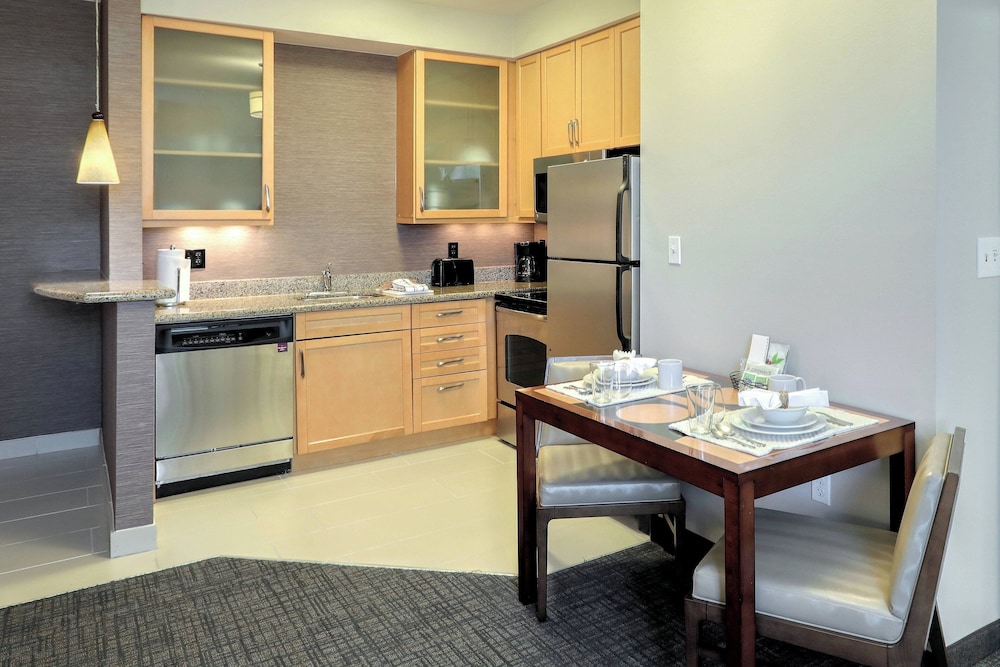 Residence Inn Woodbridge Edison Raritan Center - photo 11