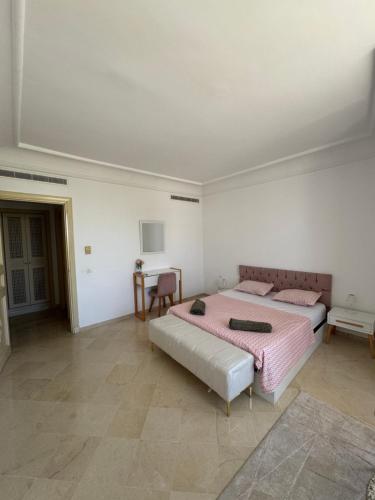Seaside Luxury Apartment — 4-Star Luxury Hotel in Hammamet, Tunisia