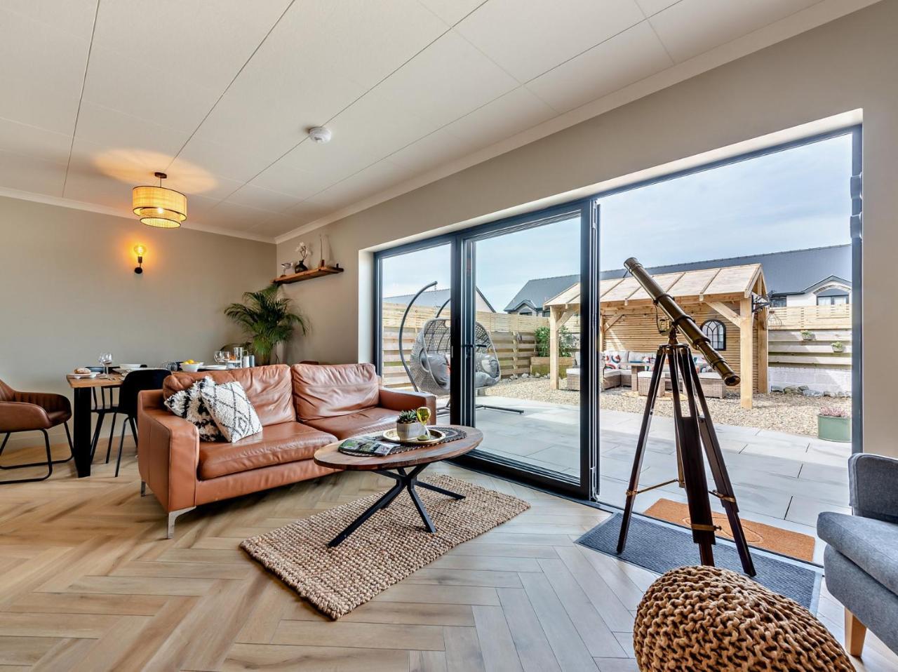 3 Bed In Aberaeron 88788 — Aberaeron