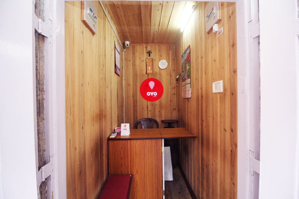 OYO 8577 near Mall Road in Darjiling, India