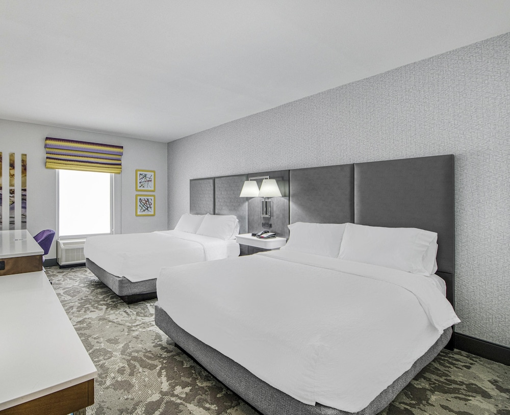 Hampton Inn & Suites Raleigh Durham Airport Brier Creek - photo 11