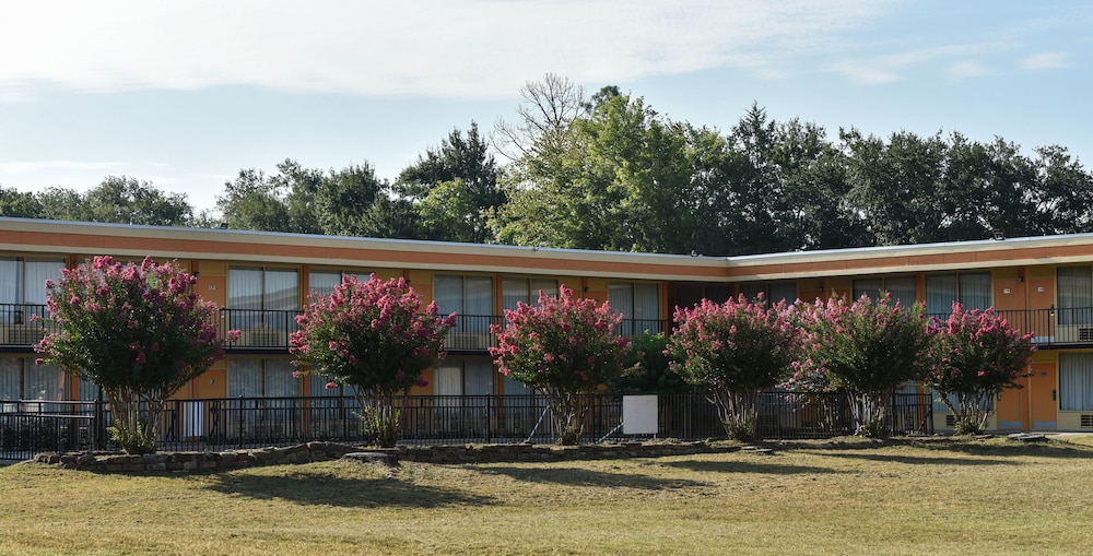 Homeplace Inn - photo 46