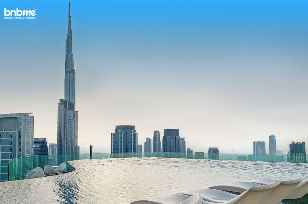 bnbme Paramount Hotel Midtown 2 Bdr in Dubai, United Arab Emirates