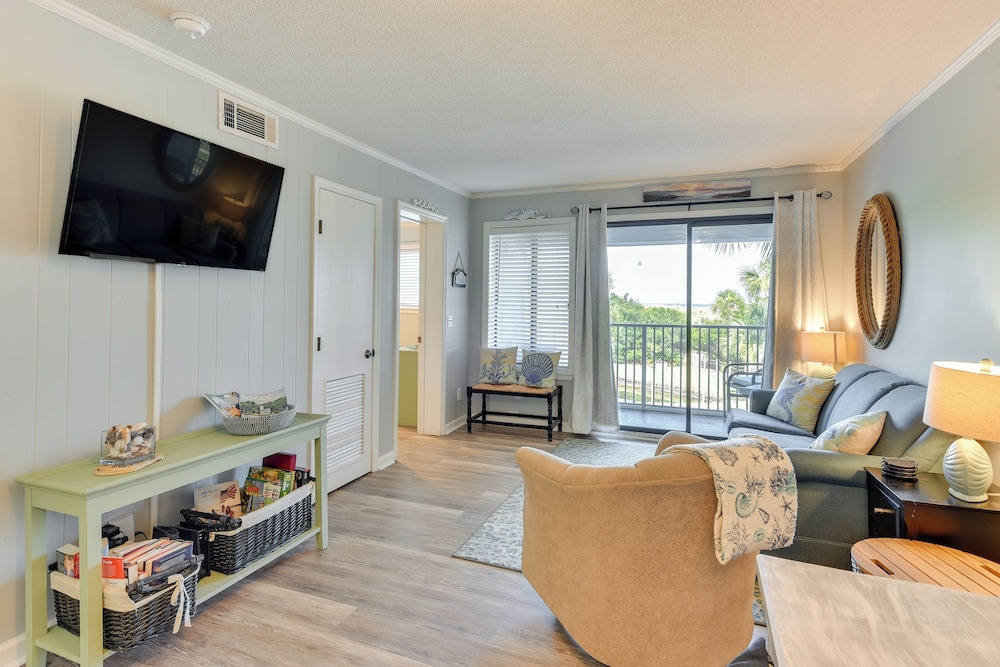 Walk to Beach Hilton Head Resort Condo with Pools - photo 3