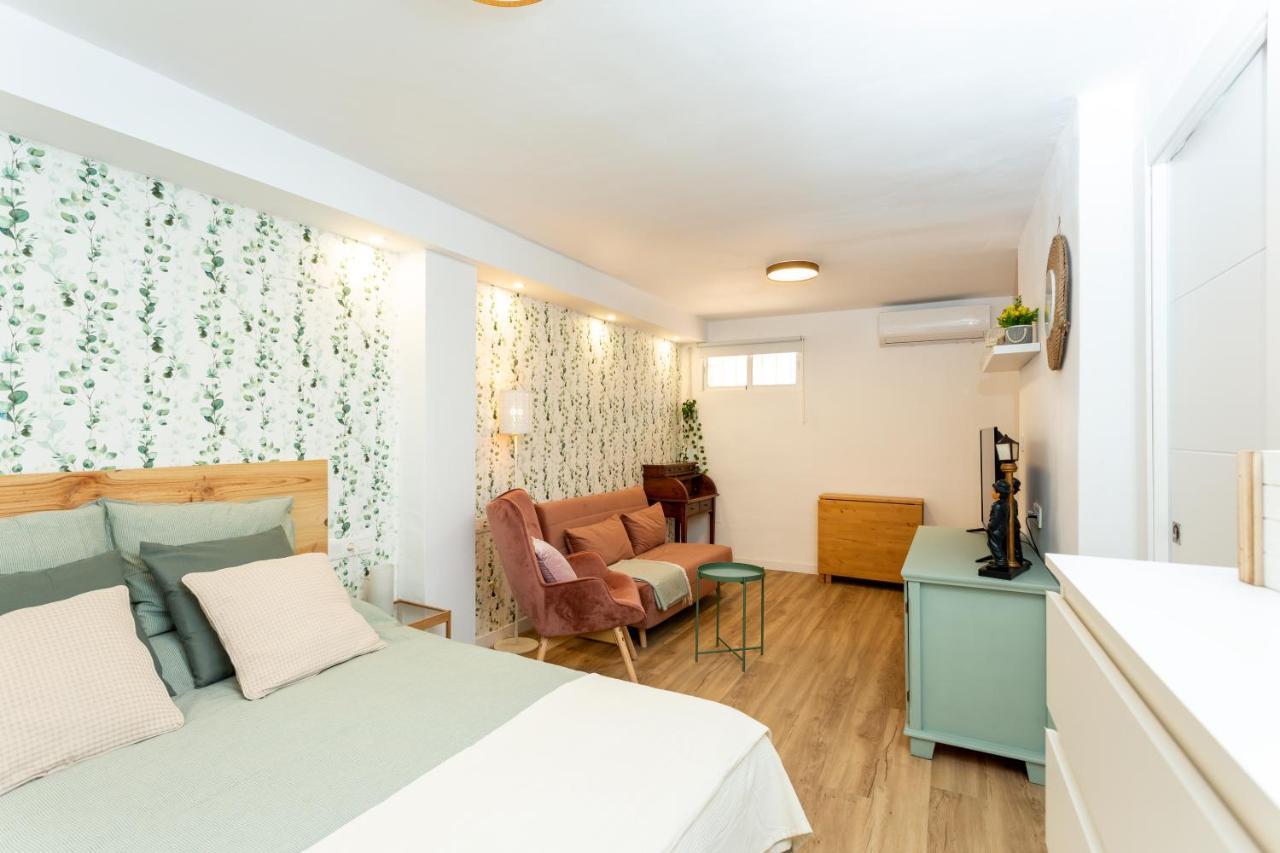 Apartamento Rauda 51 — 4-Star Luxury Hotel in Granada, Spain
