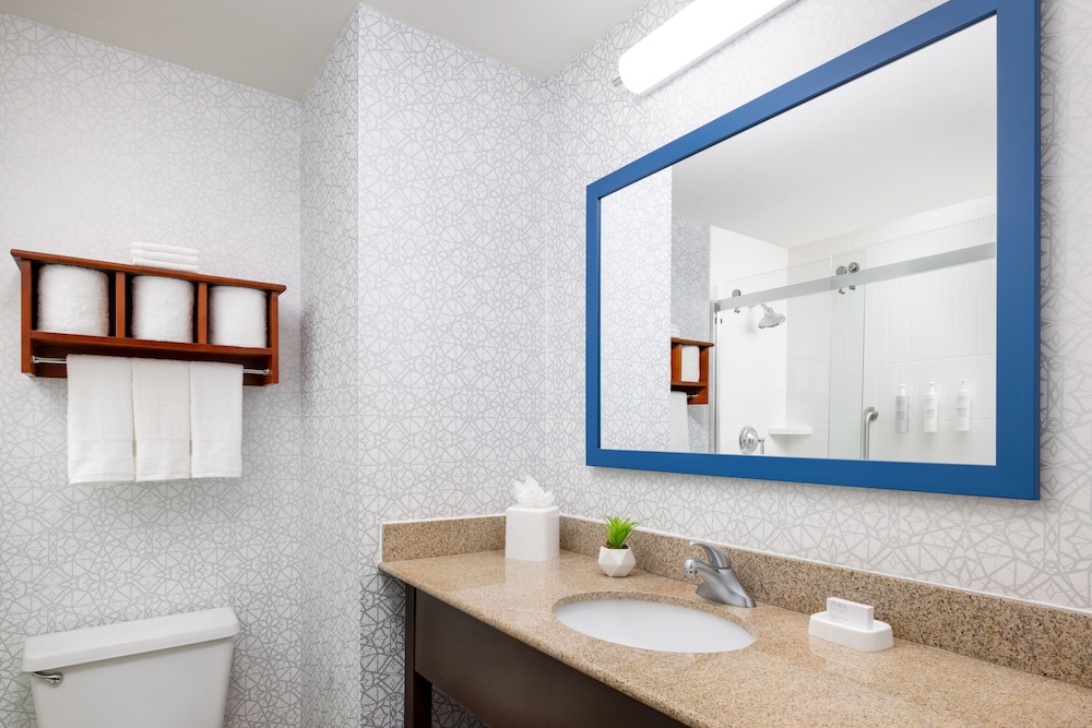 Hampton Inn Memphis Walnut Grove Baptist Hospital East - photo 18