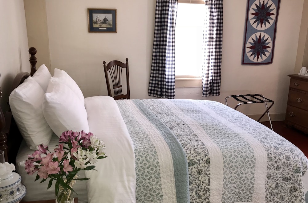 Spring Hill Inn - photo 16