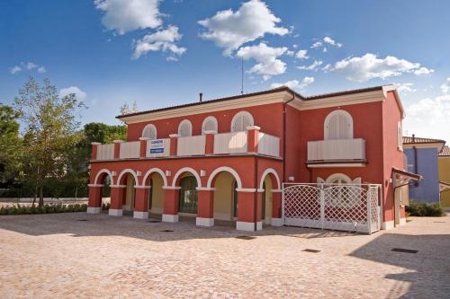 La Piazzetta Affittacamere B&B — 4-Star Luxury Hotel in Numana, Italy