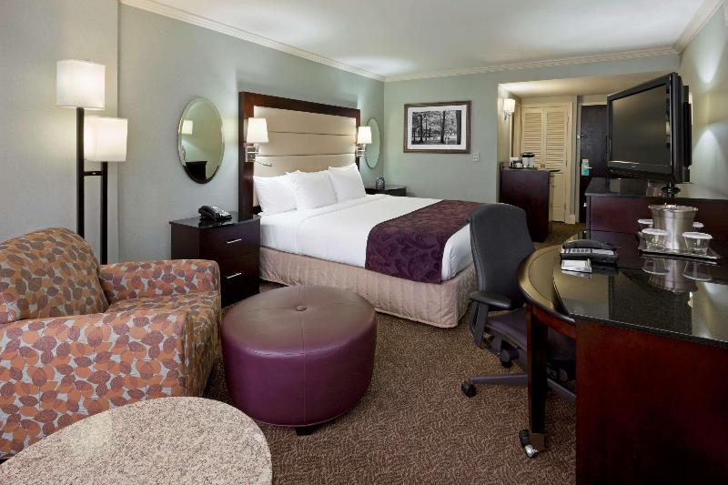 Hotel Belvoir Springfield — Springfield