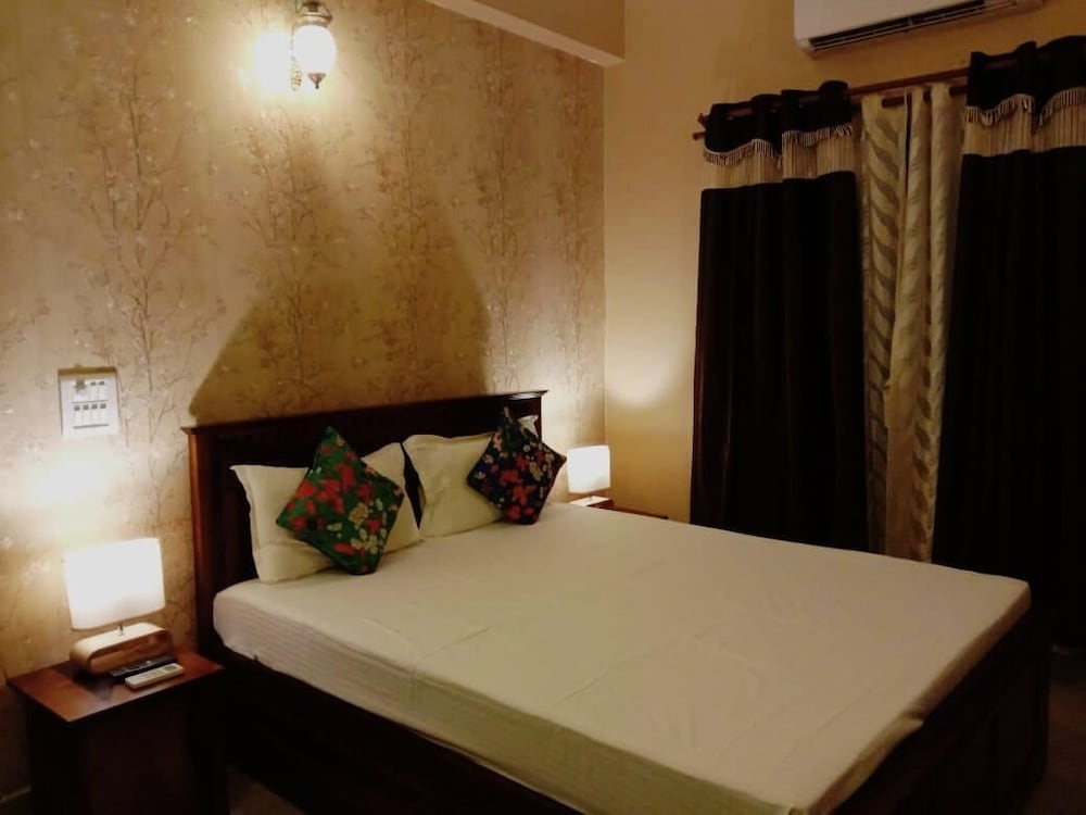 Cozy Stayz in Vagator, India