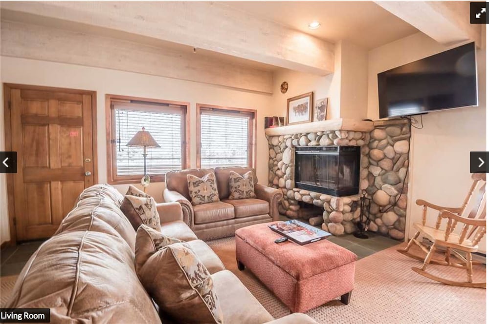 The Christophe 704 2 Br Condo — 4-Star Luxury Hotel in Ketchum, United States