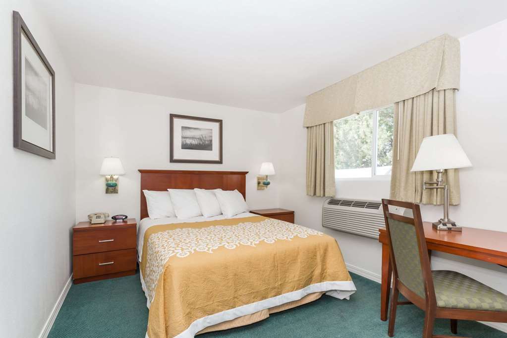 Days Inn by Wyndham Kimball - photo 10