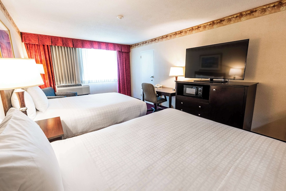 Fireside Inn & Suites Portland - photo 56