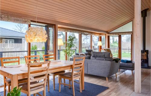 3 Bedroom Stunning Home In Græsted — Graested — photo 4