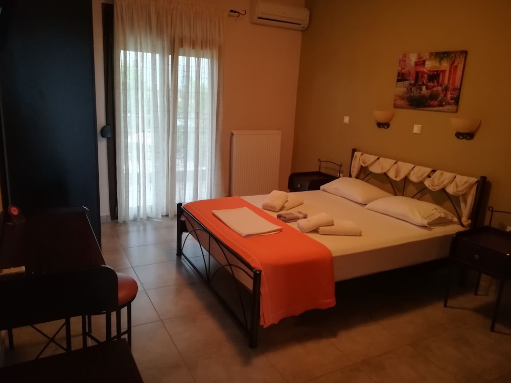 Agnanti Studios - last minute hotel in Kassandreia