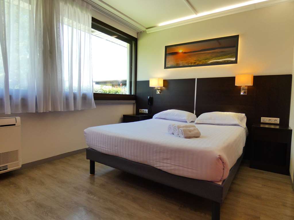 Contact Hotel B&G Limoges Sud in Limoges, France