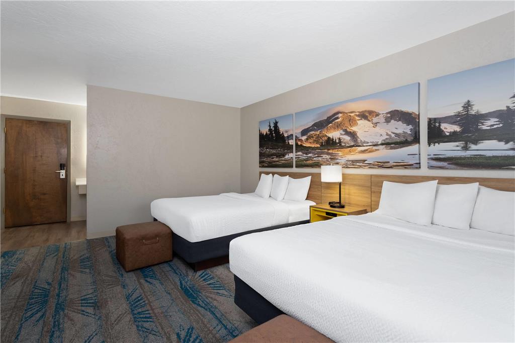Days Inn and Suites by Wyndham Downtown Missoula University - photo 23