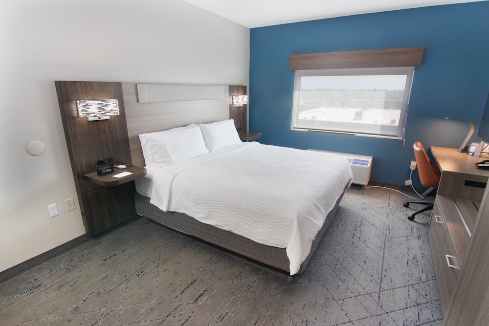 Holiday Inn Express & Suites Ft. Lauderdale Airport West by IHG - photo 5