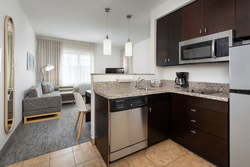 TownePlace Suites York - photo 14