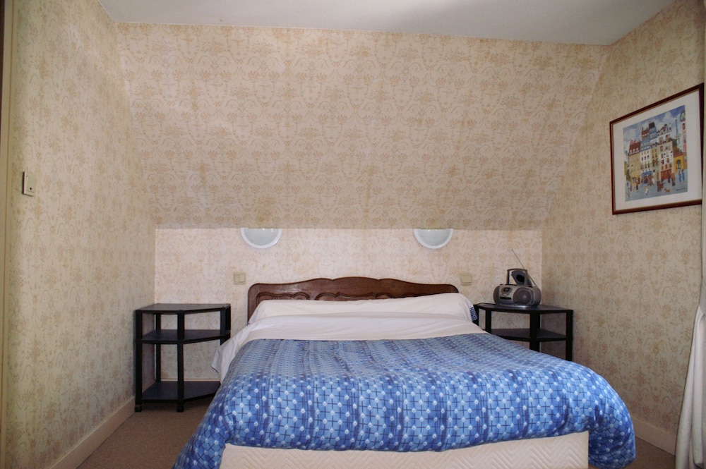 Chambres d’hôtes du Manoir de Blanche Roche — Saint-Jouan-Des-Guerets — photo 2