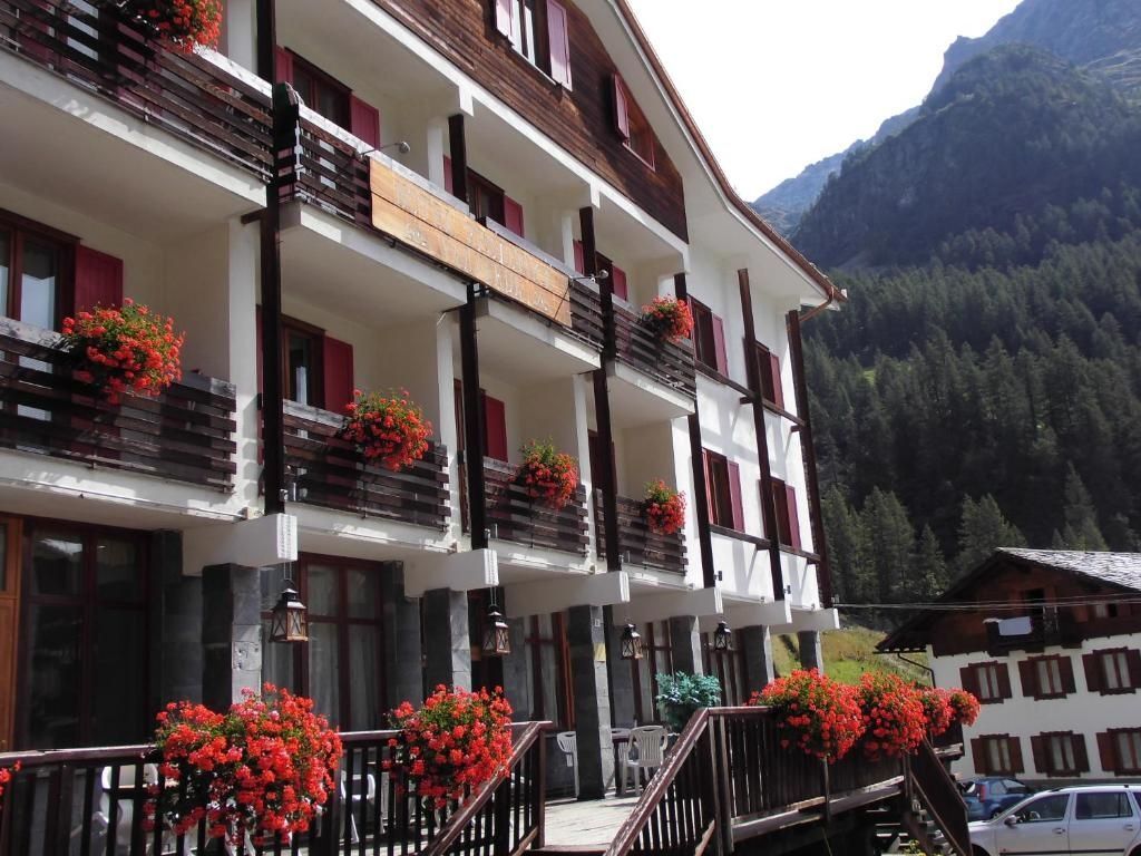 Hotel Valverde in Gressoney-Saint-Jean, Italy
