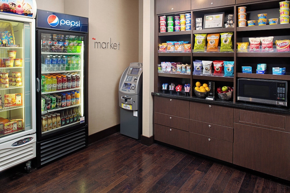 Courtyard by Marriott Keene Downtown - photo 32