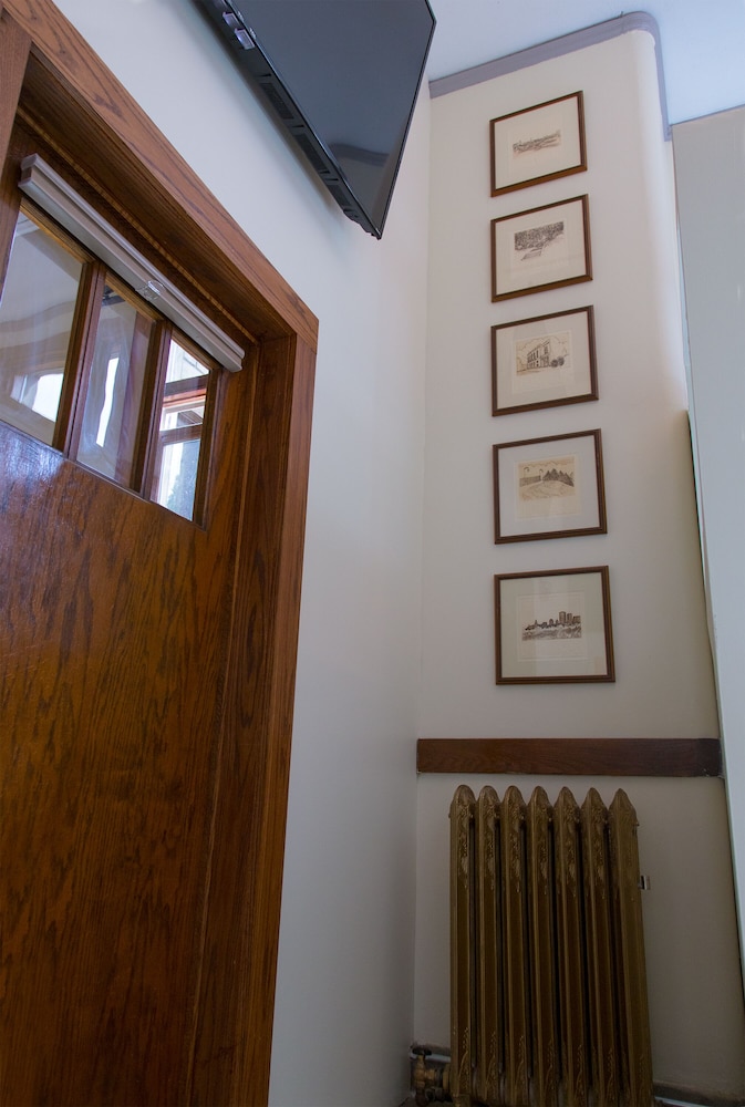 School 31 Lofts at Colors Studios - photo 182