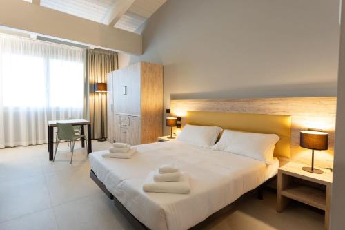 Residence La Punta — 4-Star Luxury Hotel in Castelnuovo Rangone, Italy