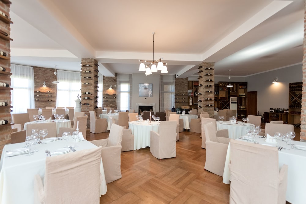 מזון ומשקאות