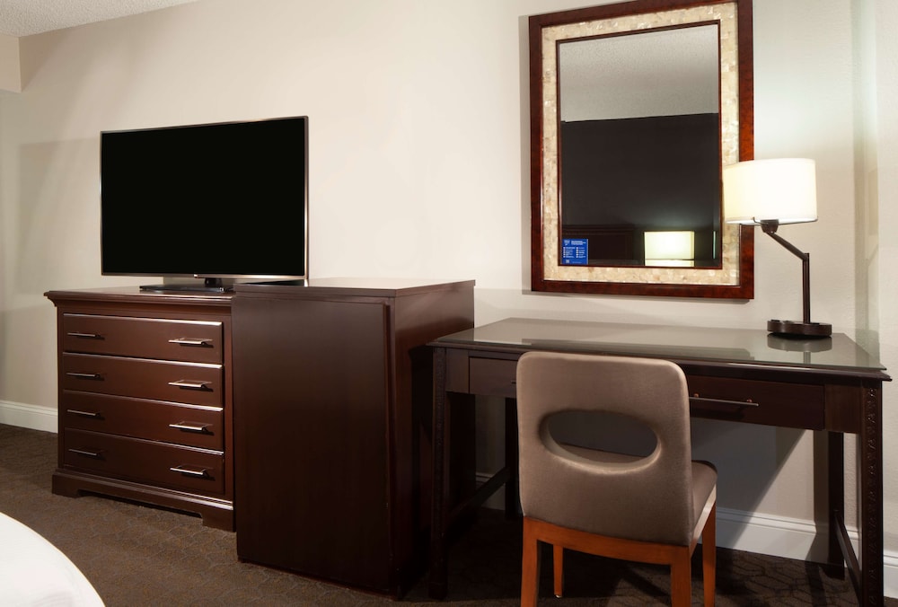 Hilton Houston NASA Clear Lake - photo 22