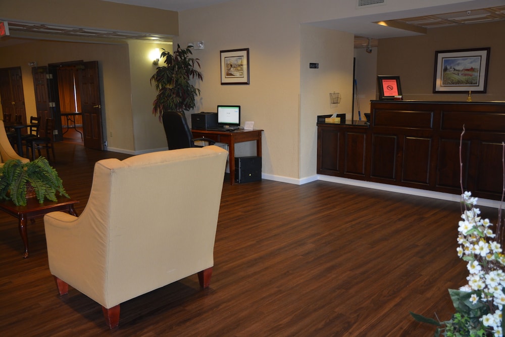 Countryside Inn & Suites - photo 4
