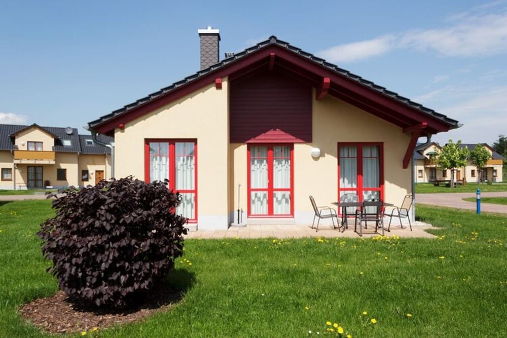 Holiday home in Markkleeberg near a lake — 4-Star Luxury Hotel in Markkleeberg, Germany