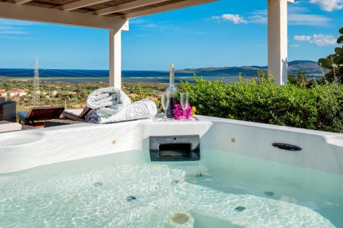 5 Appartamento Isuledda — 4-Star Luxury Hotel in San Teodoro, Italy