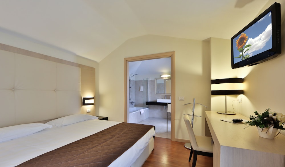 Regal Hotel & Apartments in Brescia, Italy